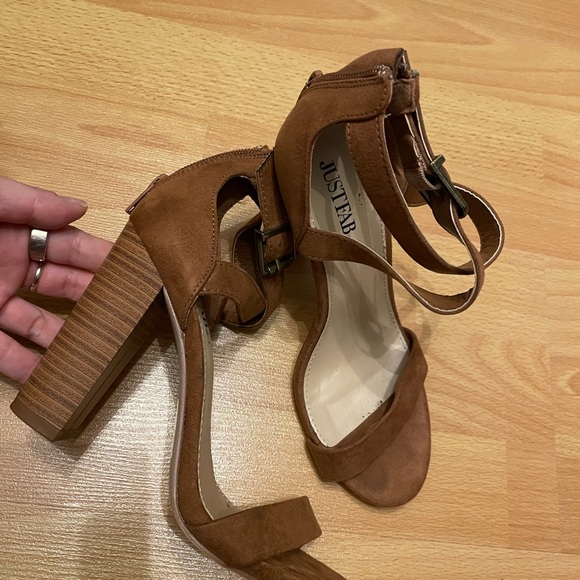Caramel Faux Suede Block Platform Heels - Picture 2 of 3